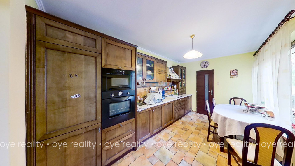 Nová cena! Na predaj priestranný 6-izbový rodinný dom s garážou v Hurbanove