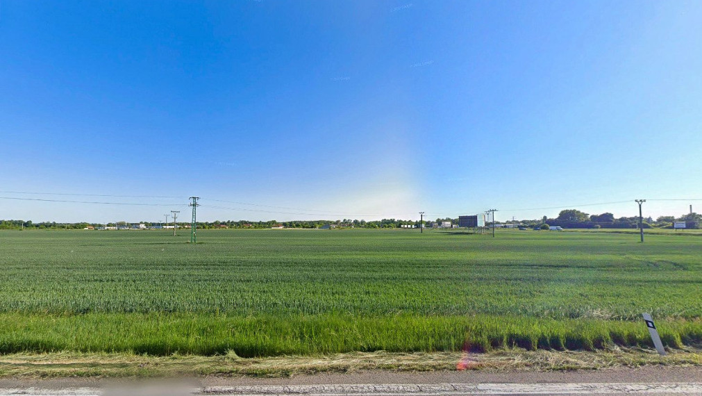 Na predaj pozemok v Komárne časť Malá Iža