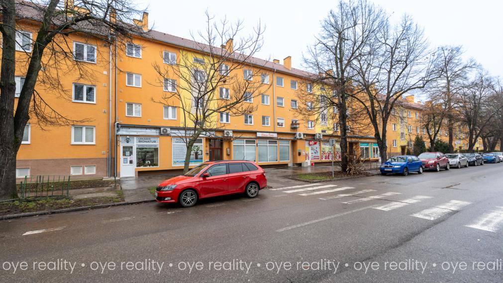 Na predaj tehlový 2-izbový byt po rekonštrukcii - 60 m2