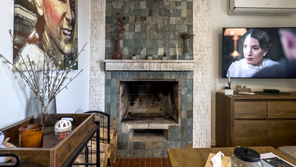  NA PREDAJ CELOROČNE OBÝVATEĽNÁ CHATA VO VINOHRADNÍCKEJ OBLASTI – MARCELOVÁ