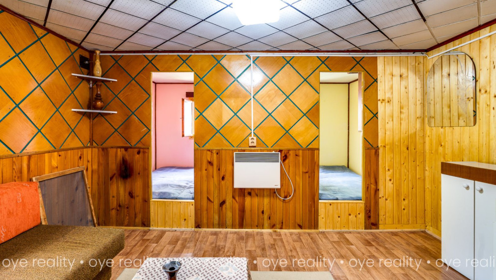 Akcia! Na predaj chata pri Váhu - Váš súkromný kúsok raja