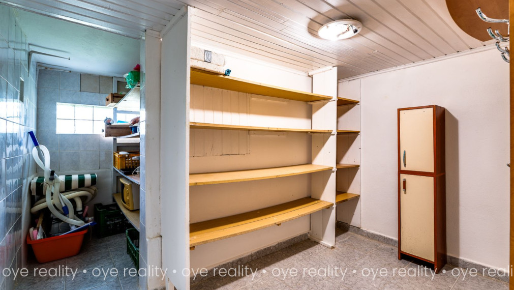 Akcia! Na predaj chata pri Váhu - Váš súkromný kúsok raja