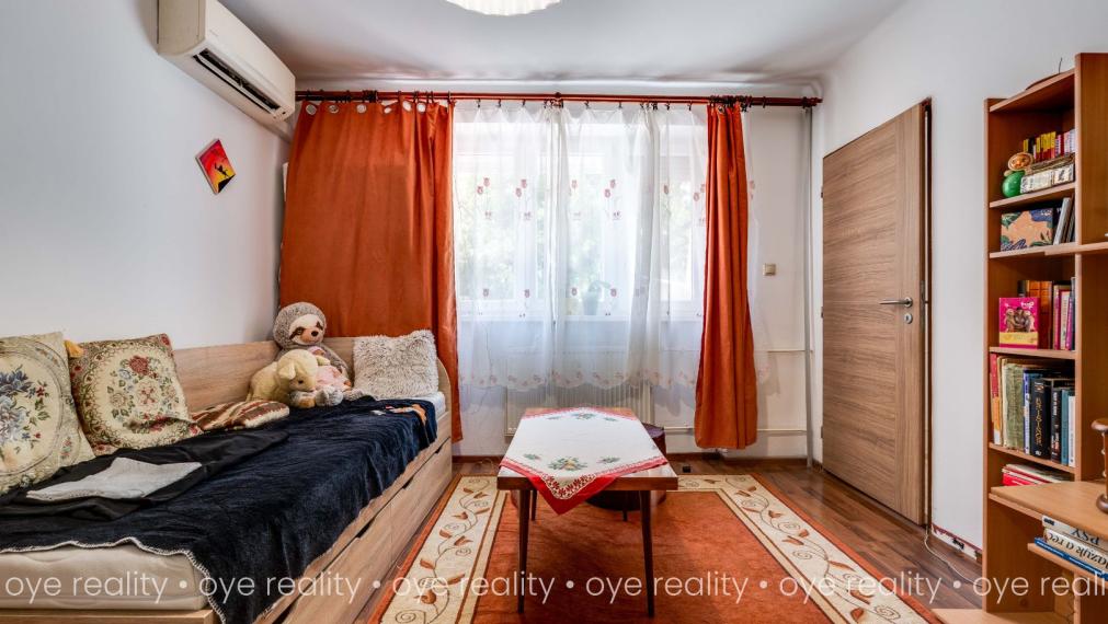 Rezervovaný!  Na predaj: Moderný a klimatizovaný 2-izbový byt v Komárne, Budovateľská ulica