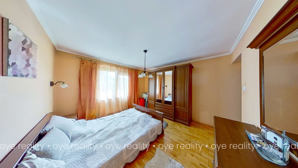 Nová cena! Na predaj priestranný 6-izbový rodinný dom s garážou v Hurbanove