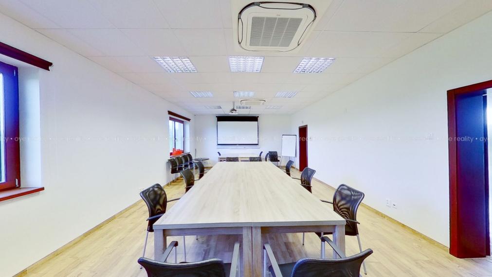 Na prenájom moderné kancelárske priestory v Komárne