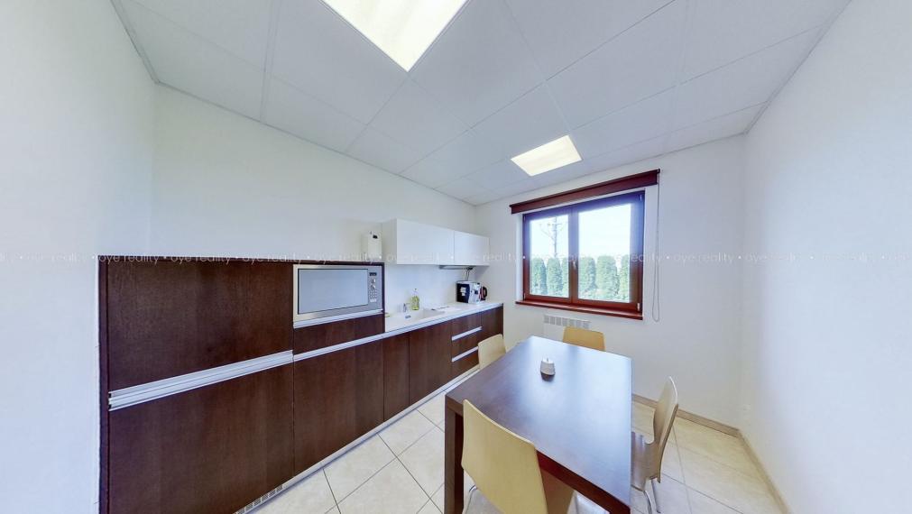 Na prenájom moderné kancelárske priestory v Komárne