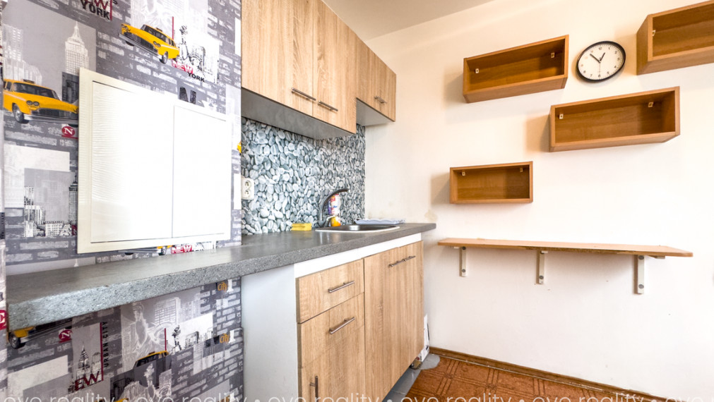  Na predaj 1-izbový byt s krásnym výhľadom – Komárno, ul. Hviezdoslavova