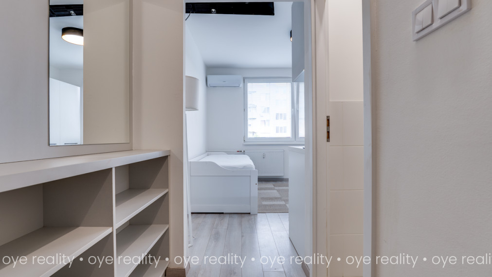 Na prenájom moderná garsónka po kompletnej a kvalitnej rekonštrukcii v Komárne