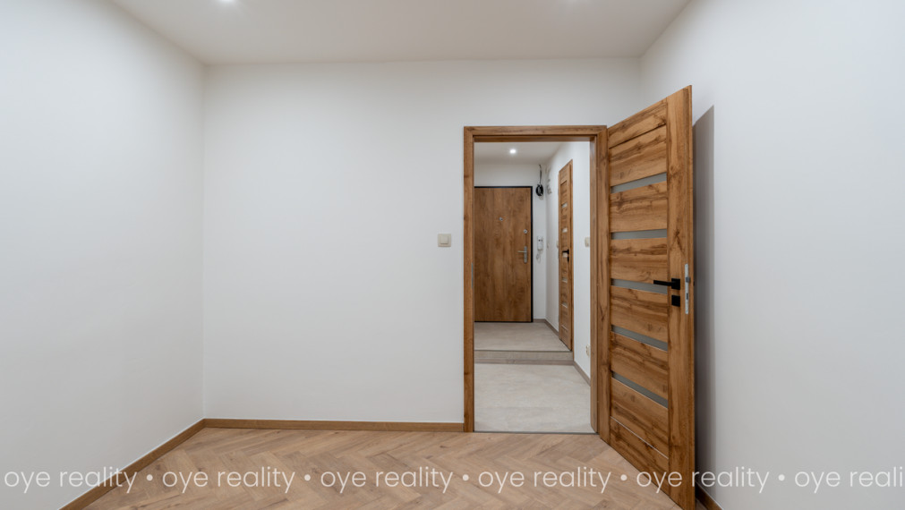  Na predaj priestranný 3-izbový byt v Komárne po kompletnej rekoštrukcii!