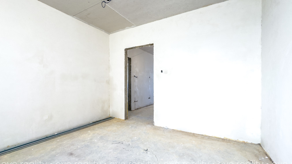 Na predaj priestranný 3-izbový byt po kompletnej rekonštrukcii v Komárne! - 75 m2