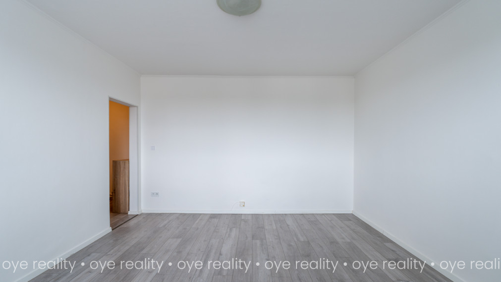 Na prenájom moderný a slenčný 1-izbový byt blízko Váhu a centra Komárna