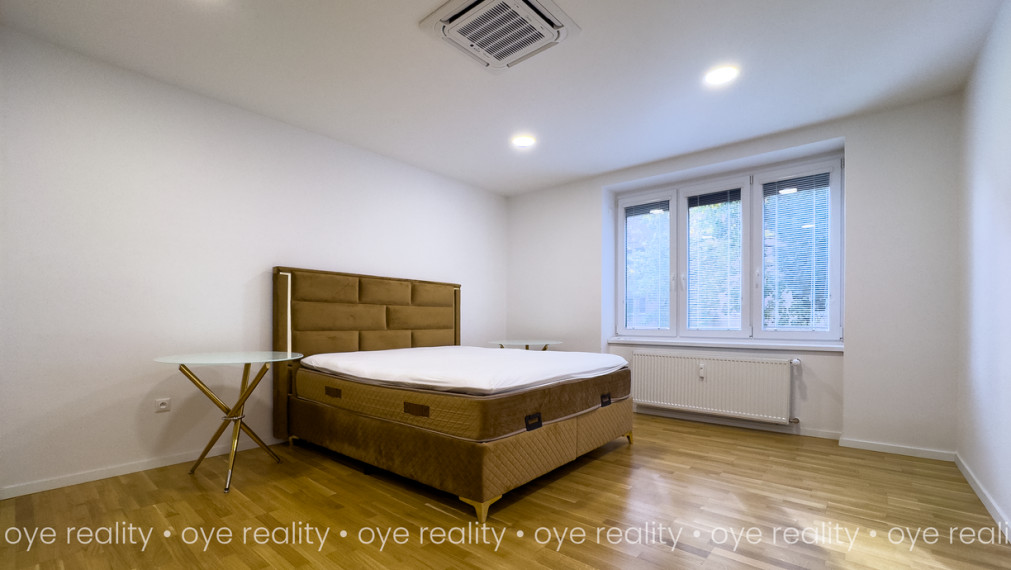 Na predaj luxusný, novozrekonštruovaný, moderne zariadený veľometrážny 2-izbový tehlový byt!