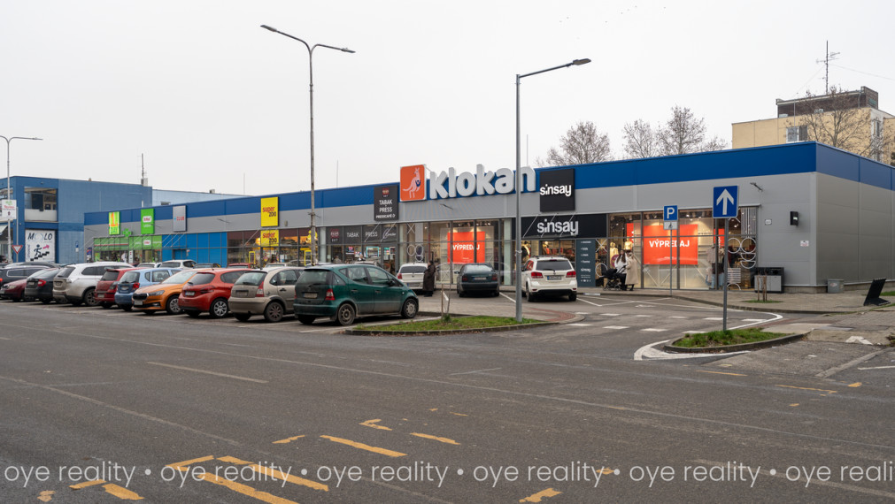 Rezervovaný! Na predaj moderný 3-izbový tehlový byt s balkónom a klimatizáciou blízko centra Komárna