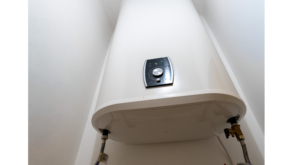 Rezervovaný! Na predaj moderný 3-izbový tehlový byt s balkónom a klimatizáciou blízko centra Komárna