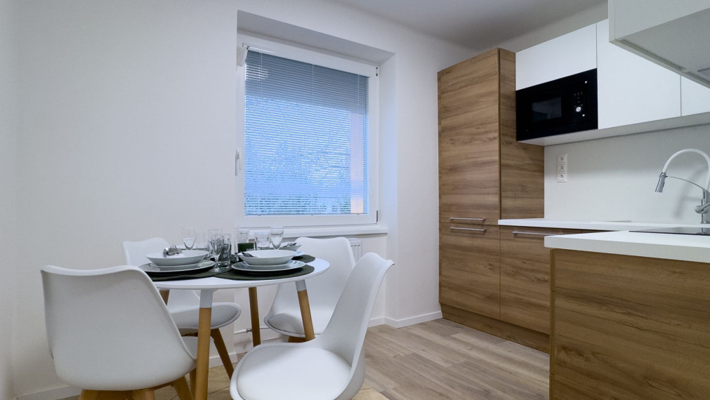 Na predaj: kompletne zrekonštruovaný a moderne zariadený 2-izbový byt – I. sídlisko, Komárno