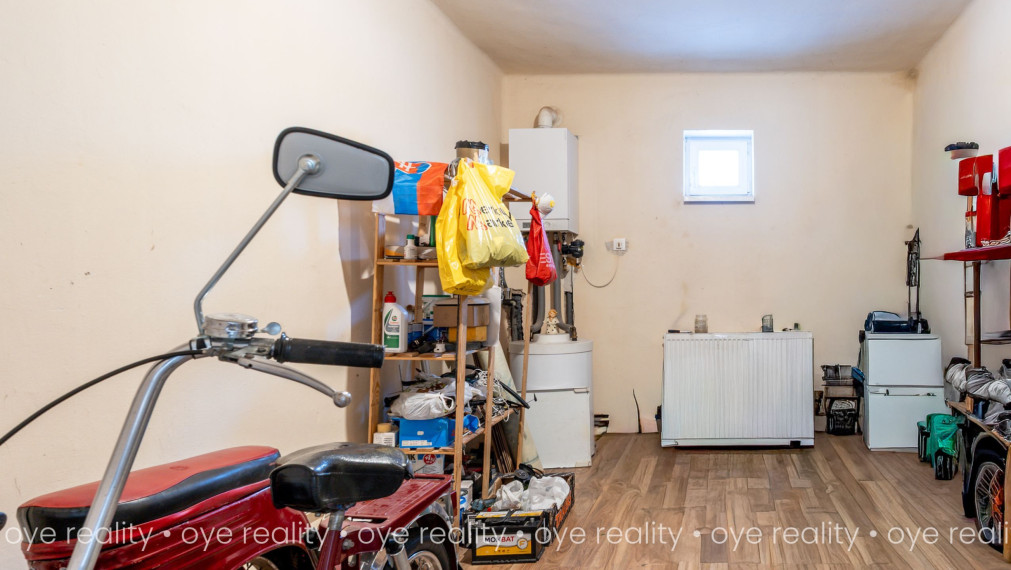 Na predaj zrekonštruovaný 3-izbový rodinný dom na 10-árovom pozemku v Marcelovej – 110 m2