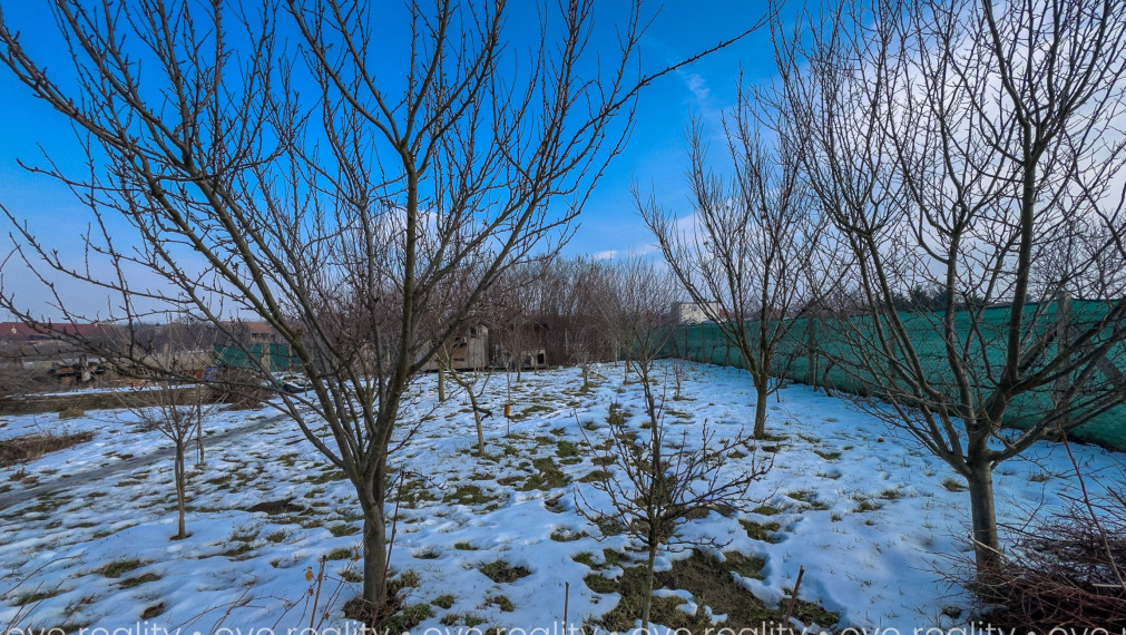 Na predaj zrekonštruovaný 3-izbový rodinný dom na 10-árovom pozemku v Marcelovej – 110 m2