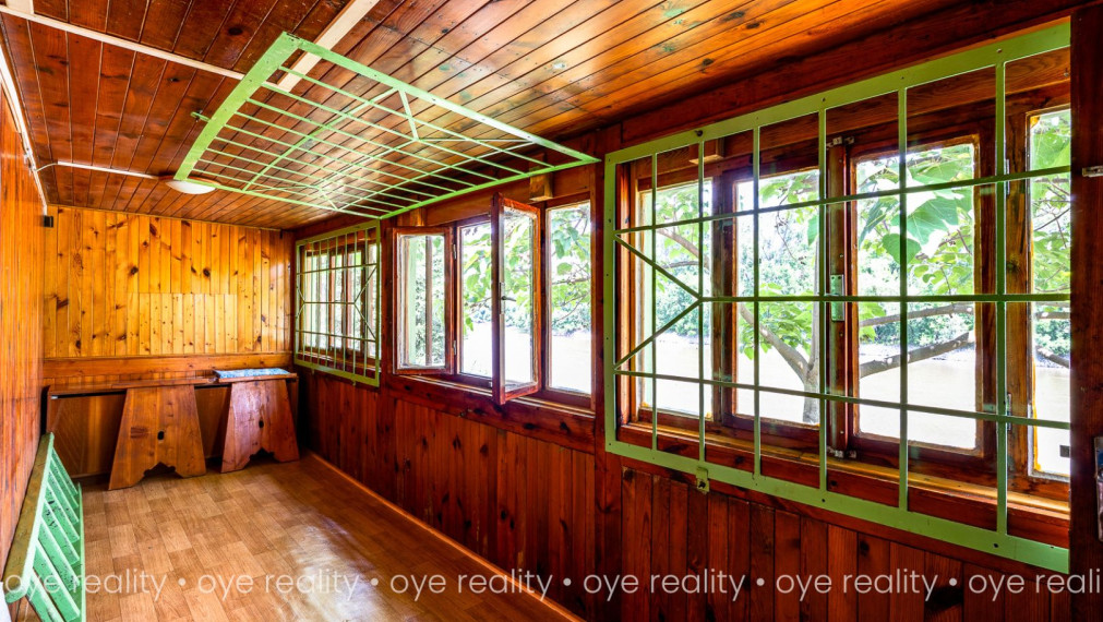 Akcia! Na predaj chata pri Váhu - Váš súkromný kúsok raja