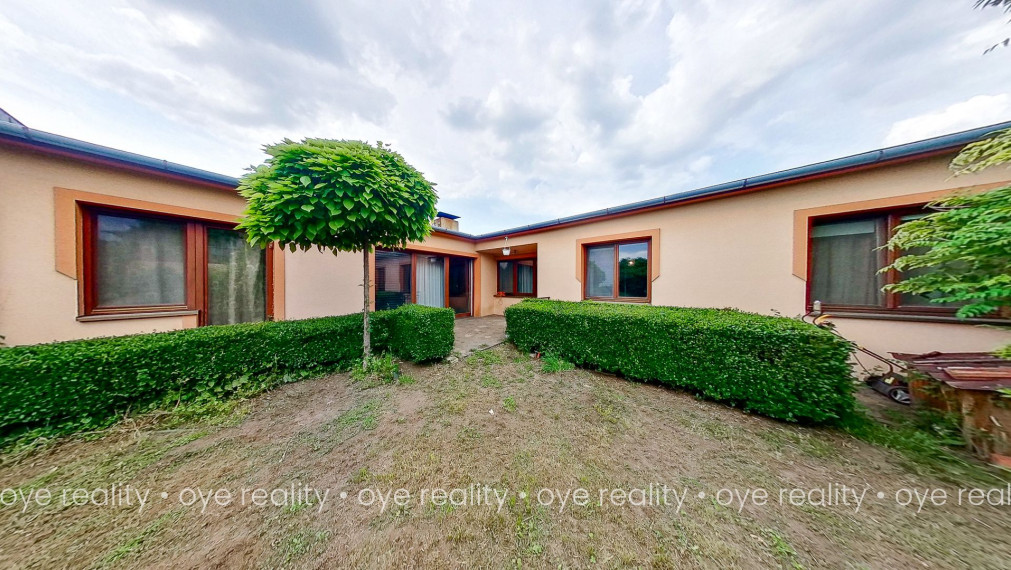 Nová cena! Na predaj priestranný 6-izbový rodinný dom s garážou v Hurbanove