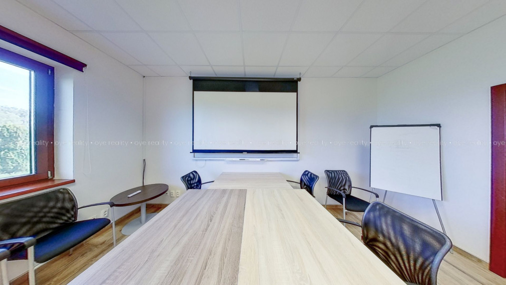 Na prenájom moderné kancelárske priestory v Komárne