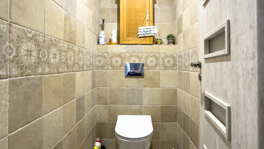 Na predaj kompletne obnovený 4-izbový rodinný dom s krásnym výhľadom na Dunaj v Komárne