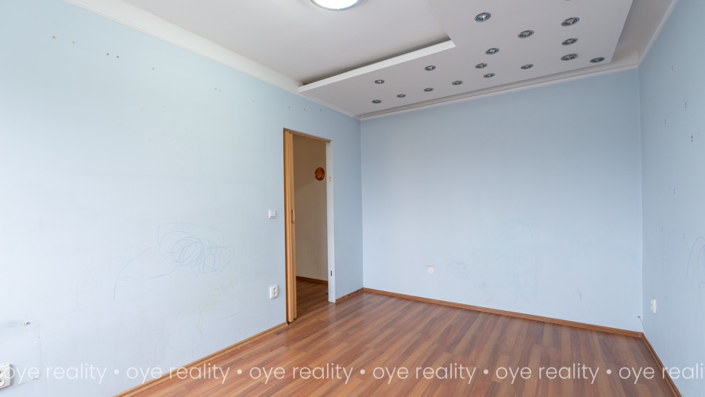 Na predaj 2,5-izbový tehlový byt po rekonštrukcii v Komárne