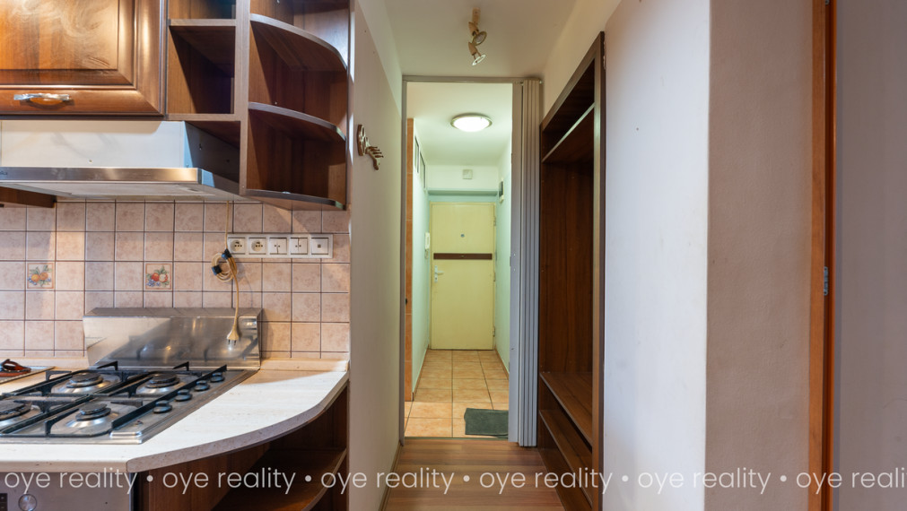 Na predaj 2,5-izbový tehlový byt po rekonštrukcii v Komárne