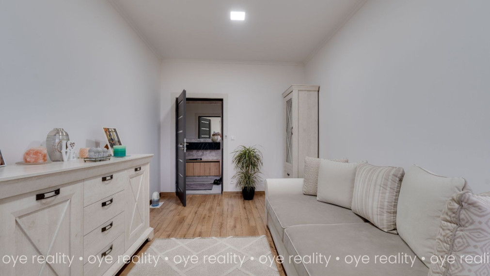 Na predaj exkluzívny rodinný dom v Kolárove – harmónia luxusu, bezpečia a domácej pohody