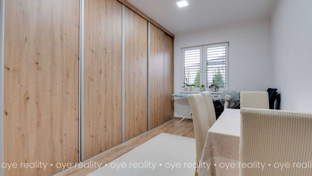 Na predaj exkluzívny rodinný dom v Kolárove – harmónia luxusu, bezpečia a domácej pohody