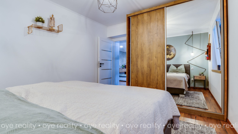 Na predaj nadštandardný 4-izbový rodinný dom s bazénom a zimnou záhradou v Komárne