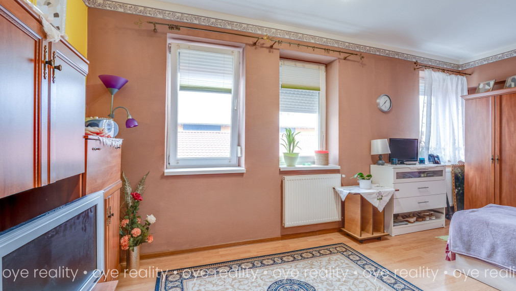 Na predaj úsporný 1-izbový byt s vlastným kúrením v Hurbanove – nízke náklady, výborná poloha - 34 m2