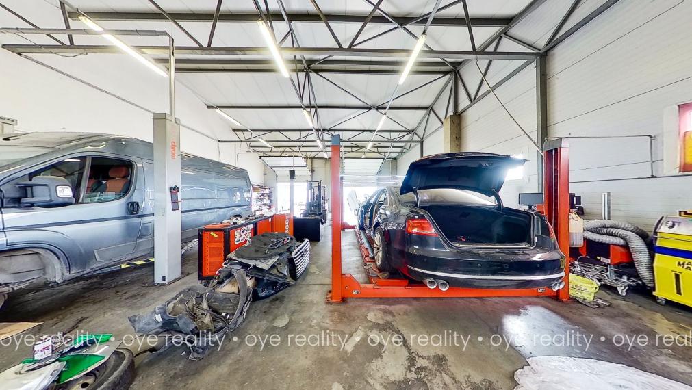 Na prenájom zabehnutý autoservis s kompletným zariadením v Komárne