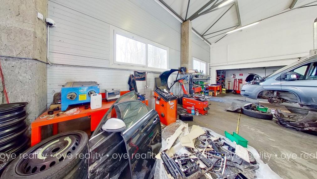 Na prenájom zabehnutý autoservis s kompletným zariadením v Komárne