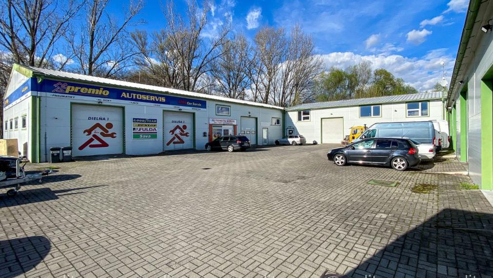 Na prenájom zabehnutý autoservis s kompletným zariadením v Komárne