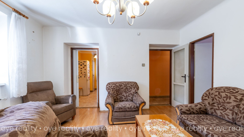 Na predaj čiastočne zrekonštruovaný tehlový byt v Komárne - 60 m2