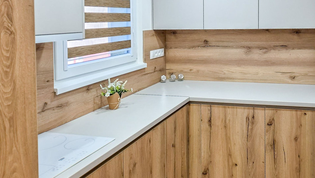 Na predaj 3-izbový zariadený byt po kompletnej rekonštrukcii v Komárne