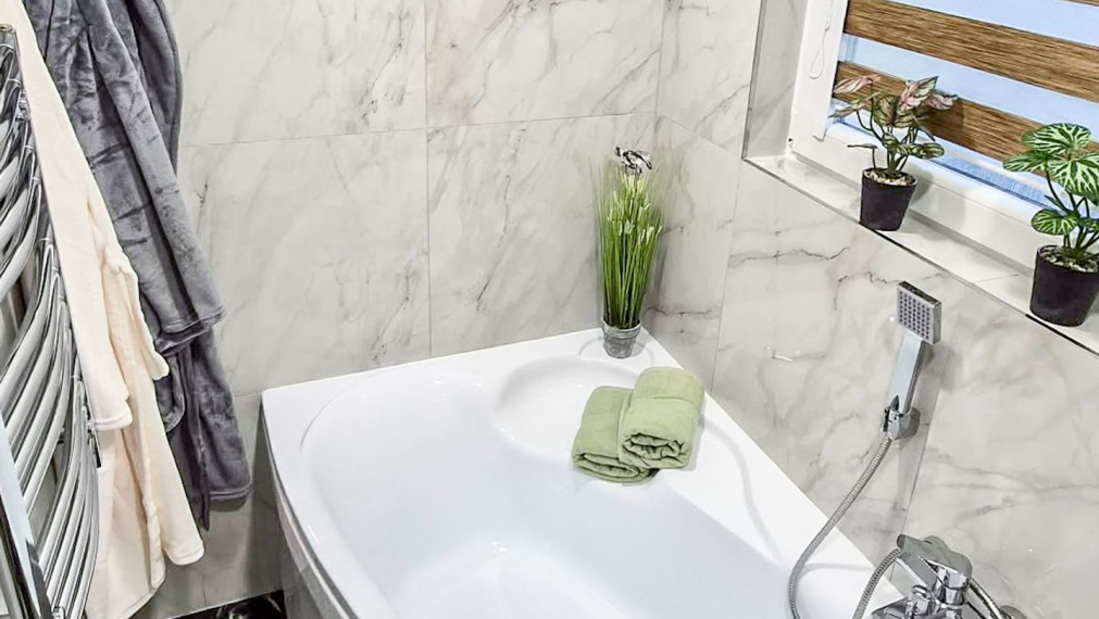 Na predaj 3-izbový zariadený byt po kompletnej rekonštrukcii v Komárne