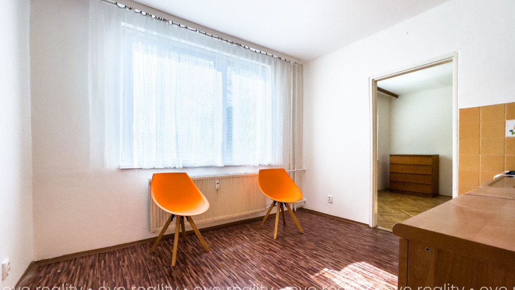 Na predaj 1-izbový byt v TOP lokalite Komárna - 32 m2