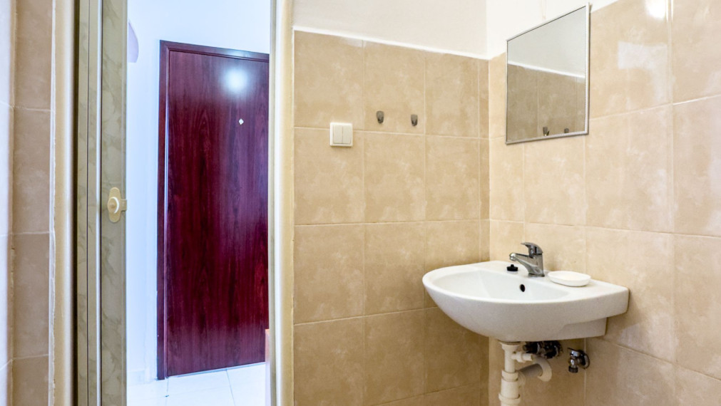 Na predaj 1-izbový byt v TOP lokalite Komárna - 32 m2