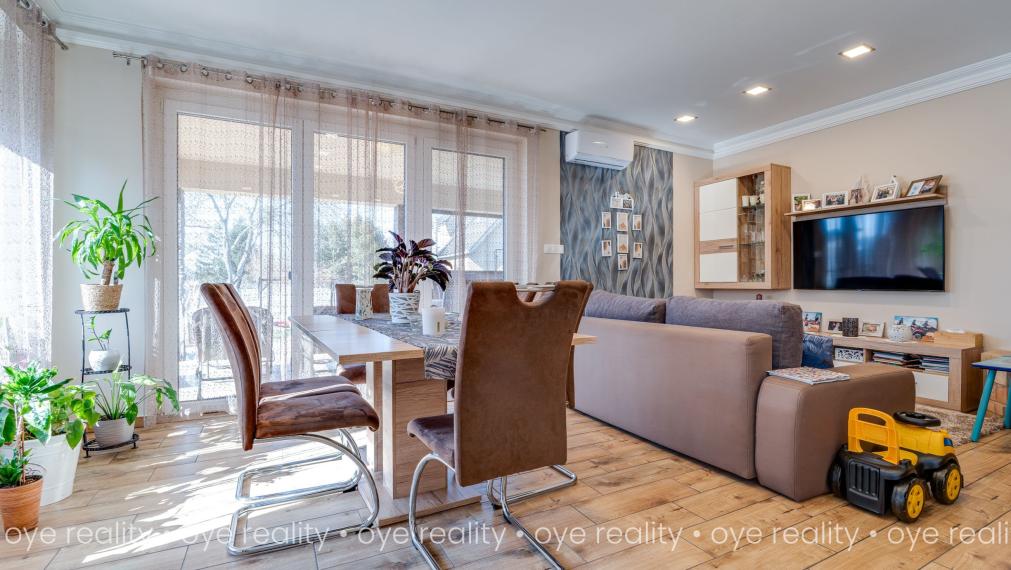 Prémiové rodinné bývanie na predaj v pokojnej časti mesta Komárom (Maďarsko)