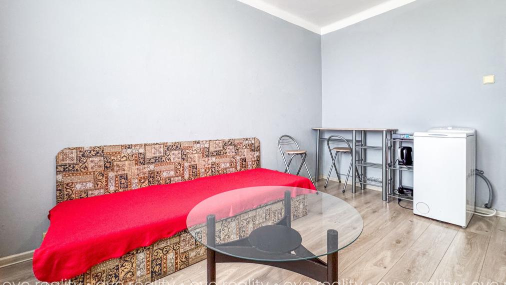 Útulná garsónka na prenájom v TOP lokalite – Gazdovská ul., Komárno