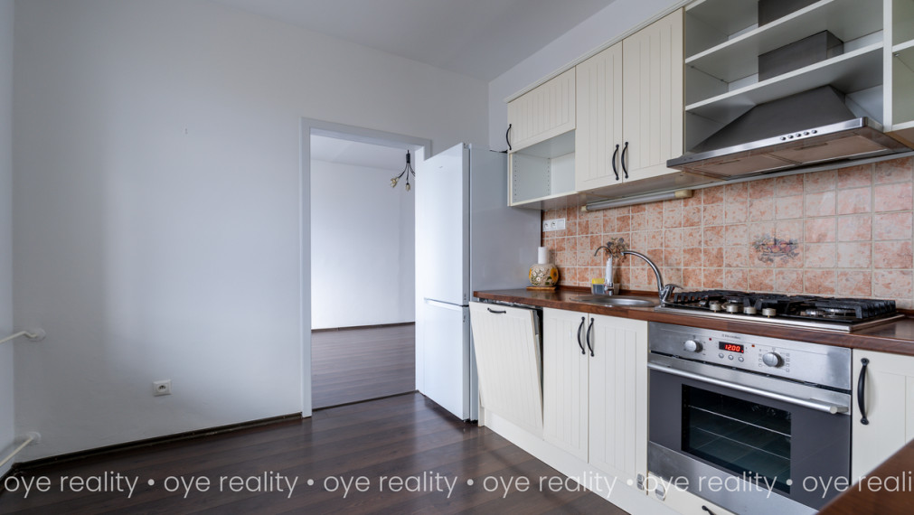 Na prenájom príjemný  2-izbový, klimatizovaný byt s loggiou na VII. sídlisku v Komárne