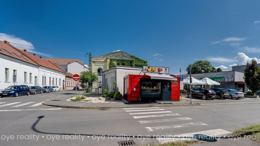 Na prenájom príjemný  2-izbový, klimatizovaný byt s loggiou na VII. sídlisku v Komárne