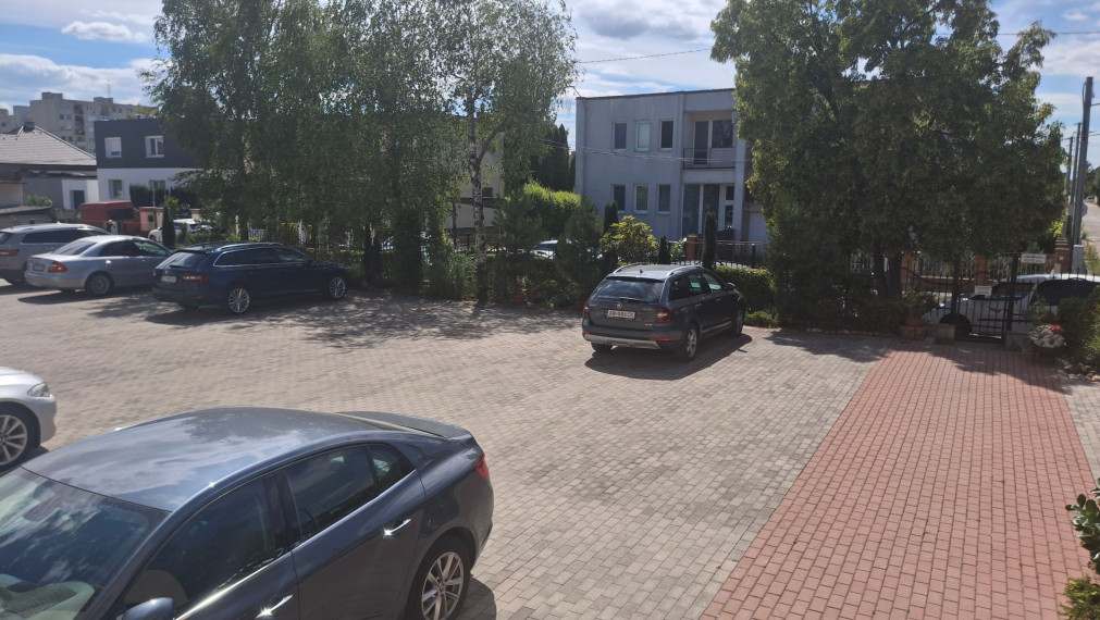  Na prenájom moderný, zariadený 2 izbový byt
