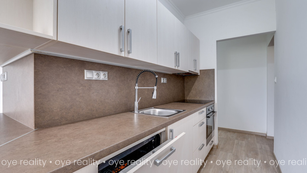 Bývajte na najvyhľadávanejšej adrese v Komárne | na predaj 3-izbový byt | 2 balkóny | VII. sídlisko