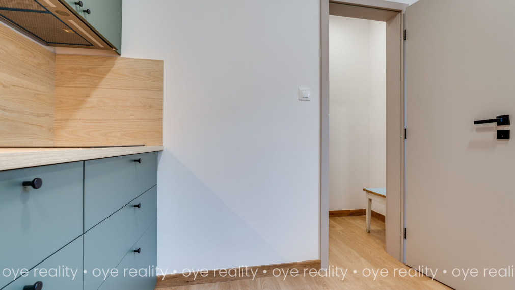 PRVÝ NÁJOM | KOMPLETNÁ REKONŠTRUKCIA | 2-izbový byt s balkónom | 66 m² | Hrnčiarska ulica, Komárno
