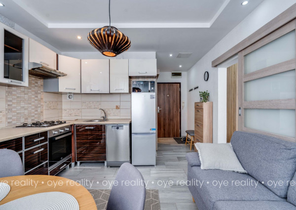 Na prenájom moderne zariadený 1 izbový byt v tichej a obľúbenej lokalite Komárna - 36 m2
