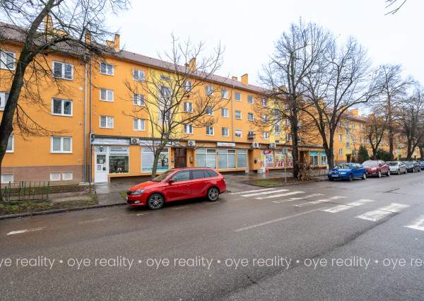 Na predaj tehlový 2-izbový byt po rekonštrukcii - 60 m2