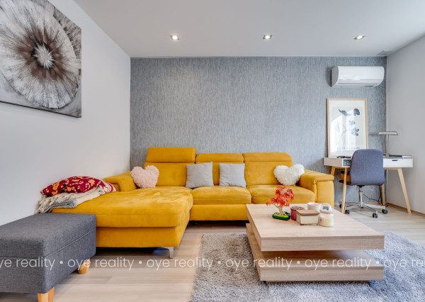 Na predaj moderný 2-izbový tehlový byt po kompletnej rekonštrukcii v pokojnej lokalite plnej zelene