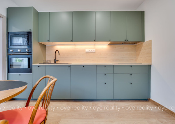 PRVÝ NÁJOM | KOMPLETNÁ REKONŠTRUKCIA | 2-izbový byt s balkónom | 66 m² | Hrnčiarska ulica, Komárno